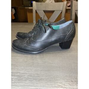 Ros Hommerson Leather Heeled Wingtip Oxford Addison Shoes Women's Size 7 EUC